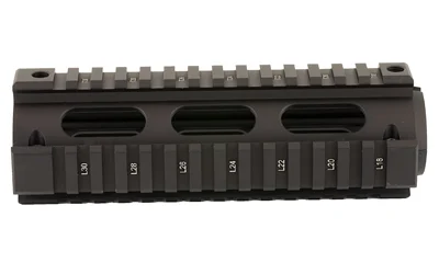 UTG PRO 4/15 CARB QUAD RAIL BLK - Image 3